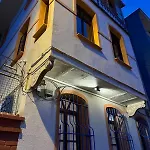 Feriehus Timeless House Overlooking The Golden Horn With Sea - Nilorayn *
