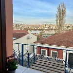Timeless House Overlooking The Golden Horn With Sea - Nilorayn *