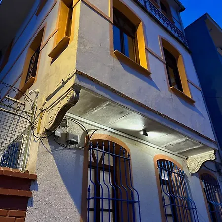 Feriehus Timeless House Overlooking The Golden Horn With Sea - Nilorayn *
