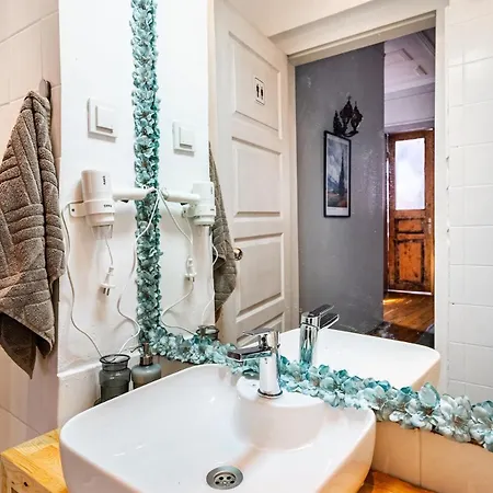 Timeless House Overlooking The Golden Horn With Sea - Nilorayn Сasa de vacaciones Estambul