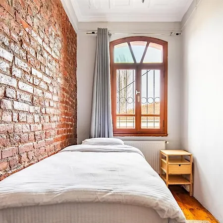Timeless House Overlooking The Golden Horn With Sea - Nilorayn *