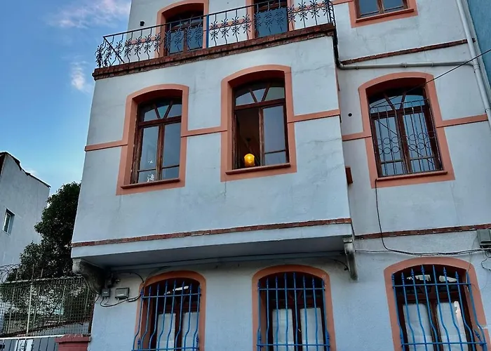 Timeless House Overlooking The Golden Horn With Sea - Nilorayn 펜션 이스탄불