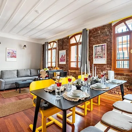 Timeless House Overlooking The Golden Horn With Sea - Nilorayn Semesterbostad Istanbul