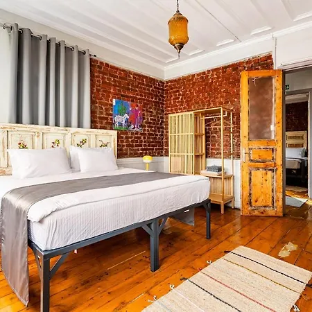 Timeless House Overlooking The Golden Horn With Sea - Nilorayn Semesterbostad Istanbul