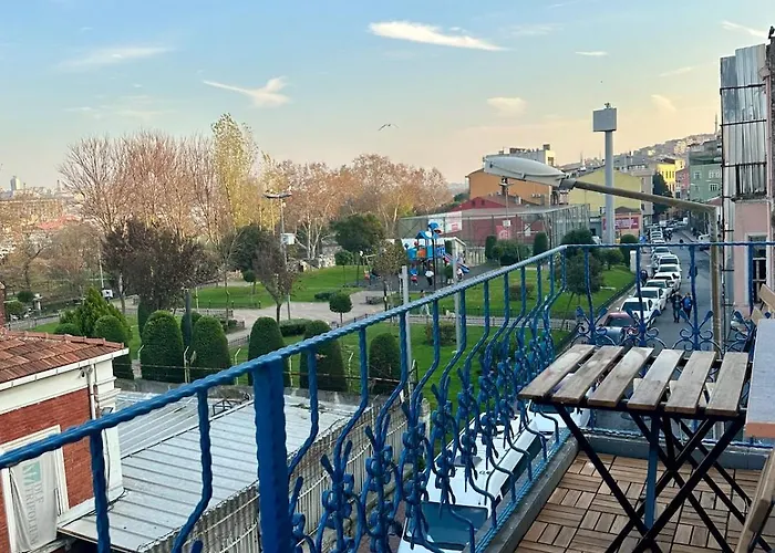 Timeless House Overlooking The Golden Horn With Sea - Nilorayn