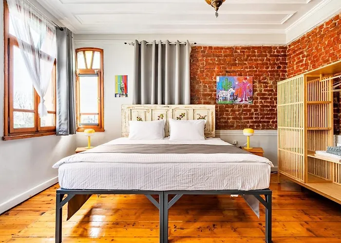 Timeless House Overlooking The Golden Horn With Sea - Nilorayn